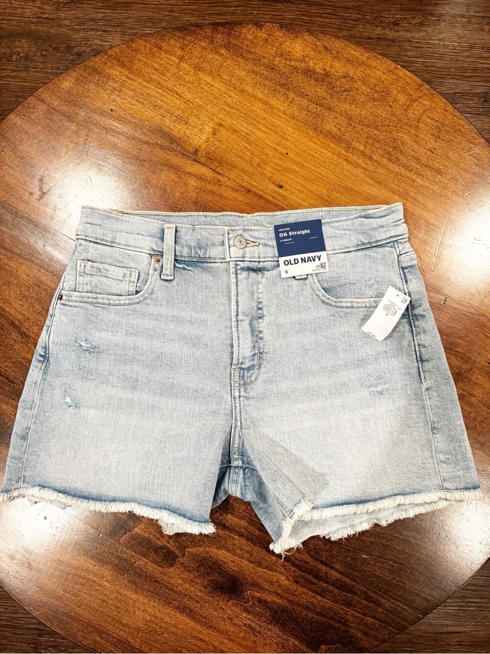 Old Navy High-Rise OG Straight Denim Shorts – Size 6